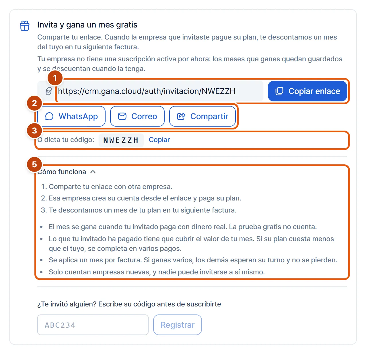 Tarjeta Invita y gana un mes gratis con el enlace, los botones para compartir, el código y Cómo funciona